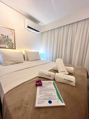 1 bedroom, desk, laptop workspace, free WiFi - Green Porto 201 (Ipojuca)