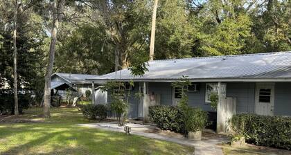 Keels Cottage Old Homosassa Main Street #3