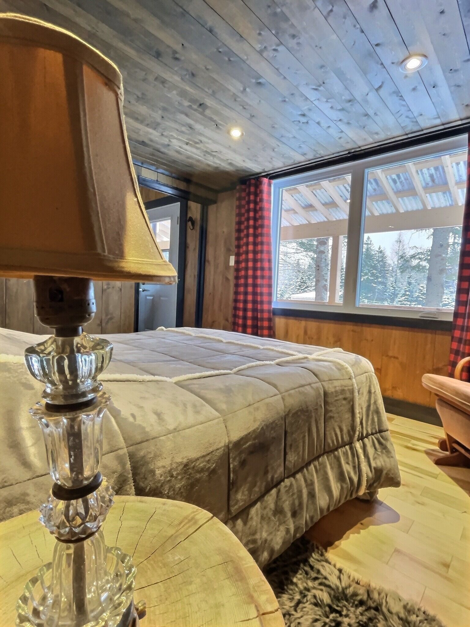 2 soverom og reiseseng for barn