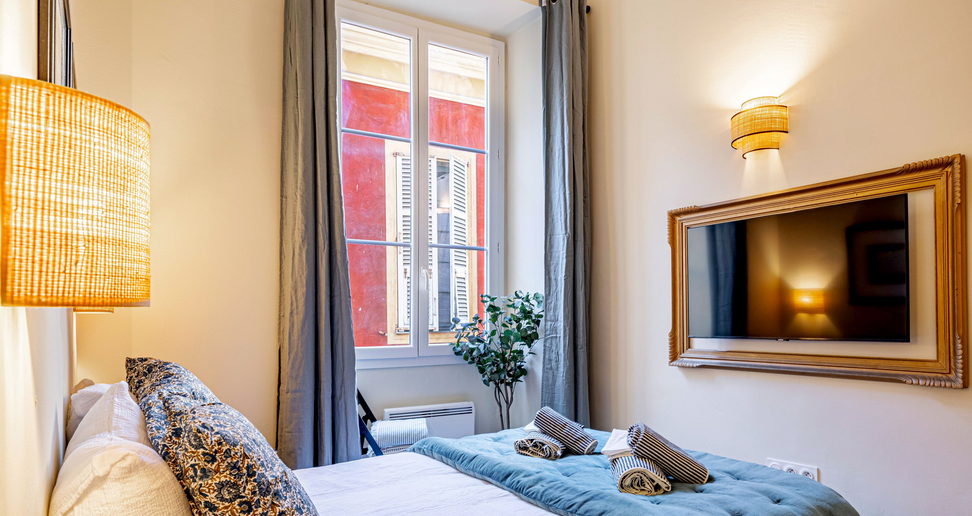 2 Schlafzimmer, Zimmersafe, Bügeleisen/Bügelbrett, Reisekinderbett