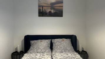 2 Schlafzimmer, Bügeleisen/Bügelbrett, Reisekinderbett, kostenloses WLAN