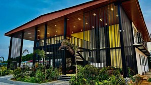 Front of property - Vintclub Resort (Lucknow)