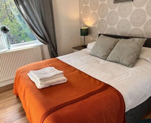 3 habitaciones, wifi gratis y ropa de cama 