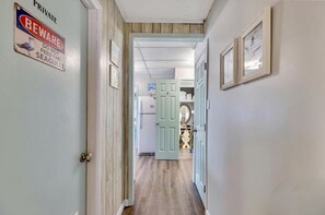 Interior - Seagulls n' Turtles, Tybee Island Home, sleeps 12 (Tybee Island)