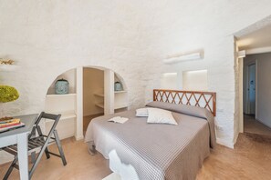 4 chambres, bureau, fer et planche à repasser, Wi-Fi gratuit