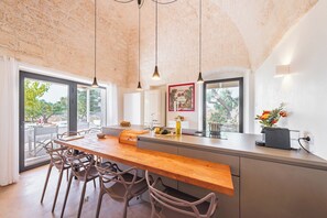 Dining - Borgo dell'Agrumeto 8, Emma Villas (Ostuni)