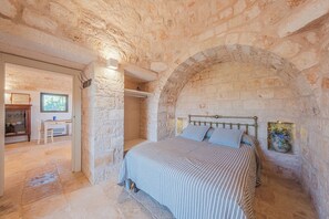 4 chambres, bureau, fer et planche Ă repasser, Wi-Fi gratuit