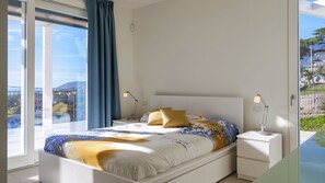 4 slaapkamers, een strijkplank/strijkijzer, gratis wifi, beddengoed