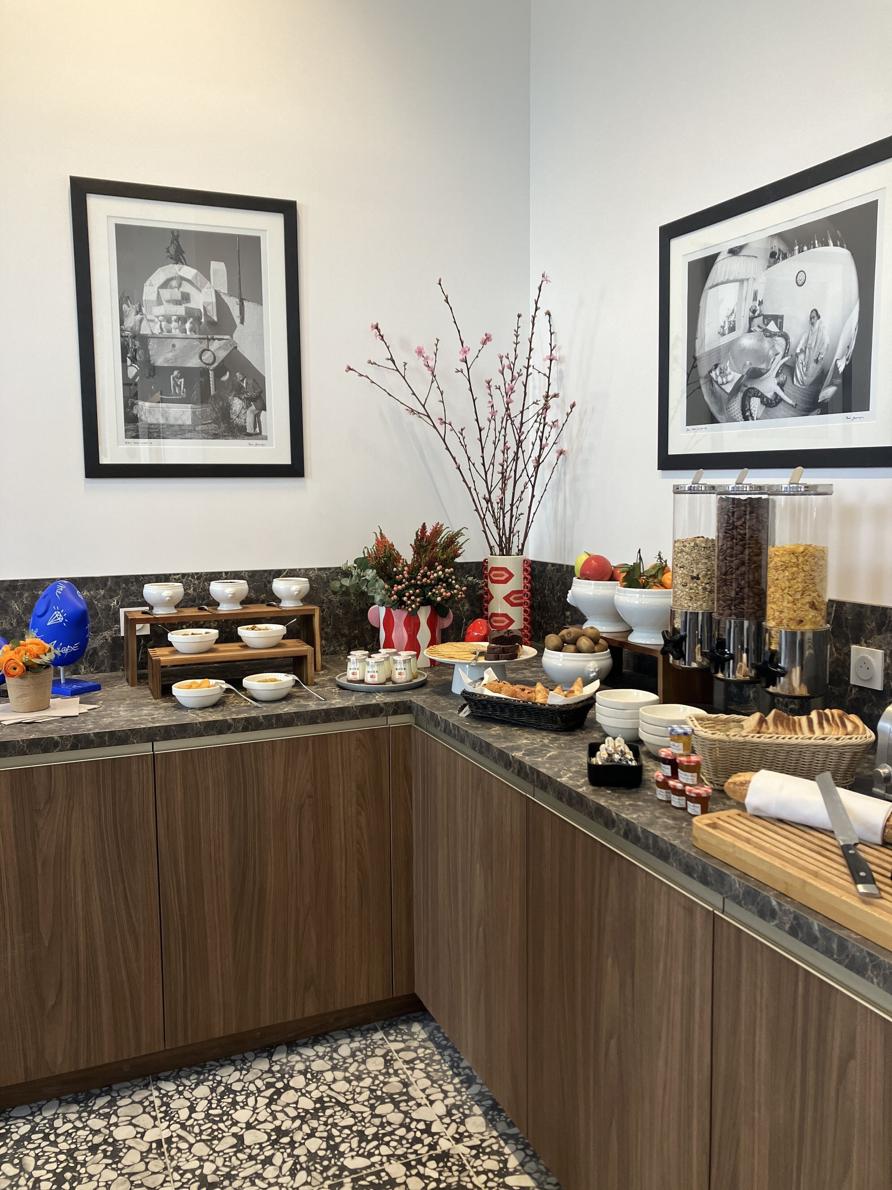 Daily buffet breakfast (EUR 17 per person)