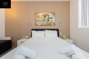 2 bedrooms, desk, iron/ironing board, travel cot