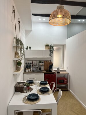 Dining - A 3 minuti da Piazza Del Plebiscito, il centro di Napoli! vista mare e Vesuvio! (Napoli)