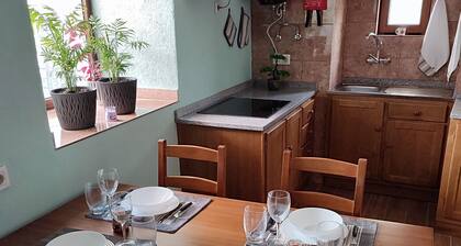 Casa das Escadinhas Quarto 1 & 2