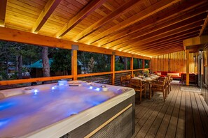 Outdoor dining - Cozy Winter Lodge | Hot Tub, King Suite, Game Room, Bunks & Near Palisades Skiin (Olympic Valley)