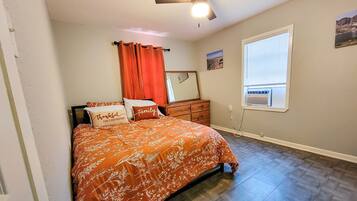 1 chambre, coffres-forts dans les chambres, Wi-Fi gratuit, draps fournis