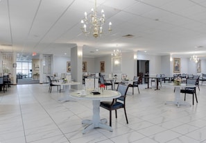 Restaurant - The View Studio Suites and Event Venue  (Orlando)