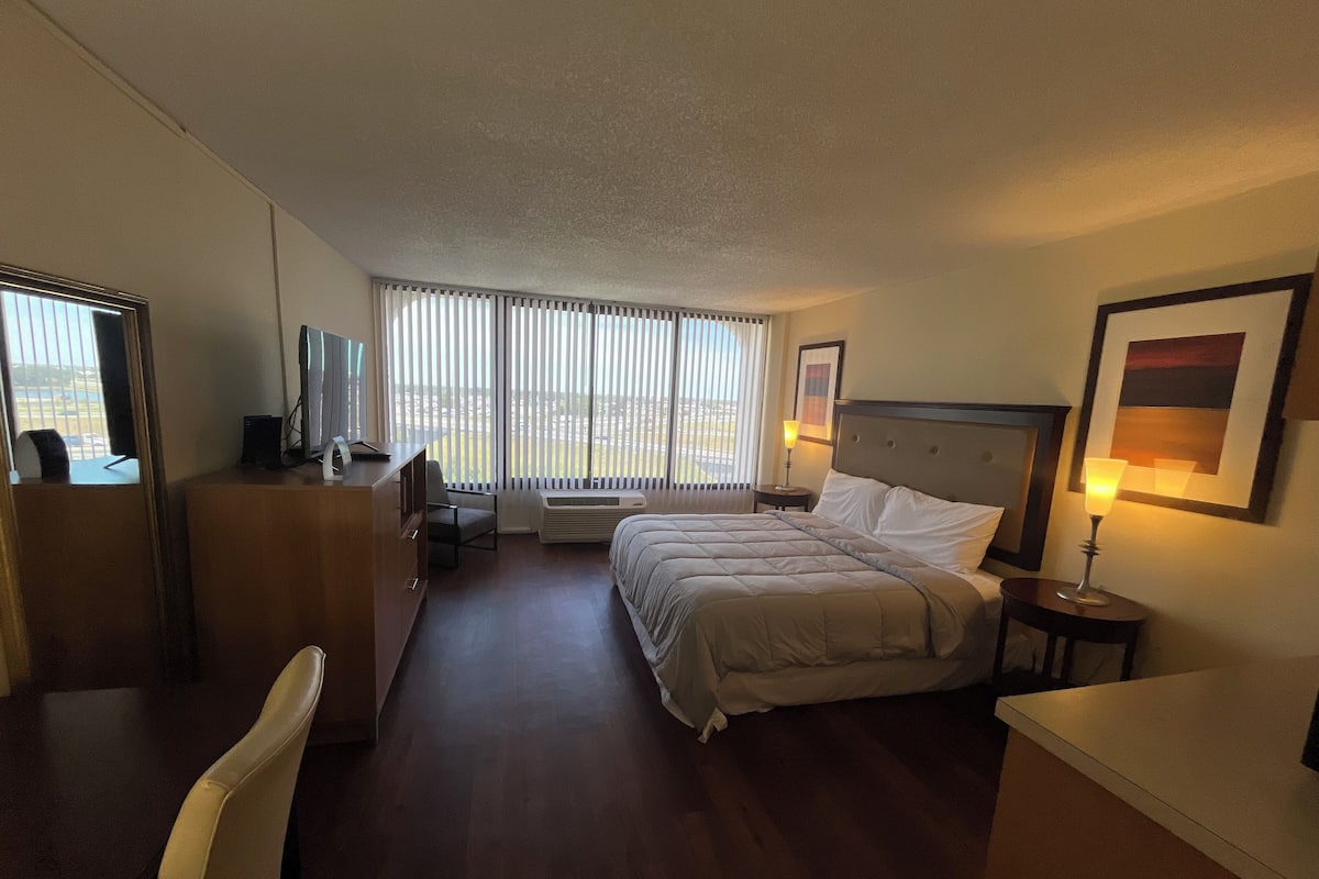 Basic Studio | 1 bedroom, free WiFi, bed sheets