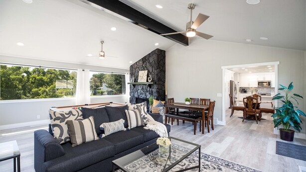 House - Near City Park-mountains-canyons-game Room-pool (Sandy)