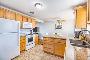 3 bedrooms - 3br-near-mountain- -trails-scenic-pets Allowed (Murray)