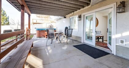 Quaint Homeaway Near Trails and ski Resorts