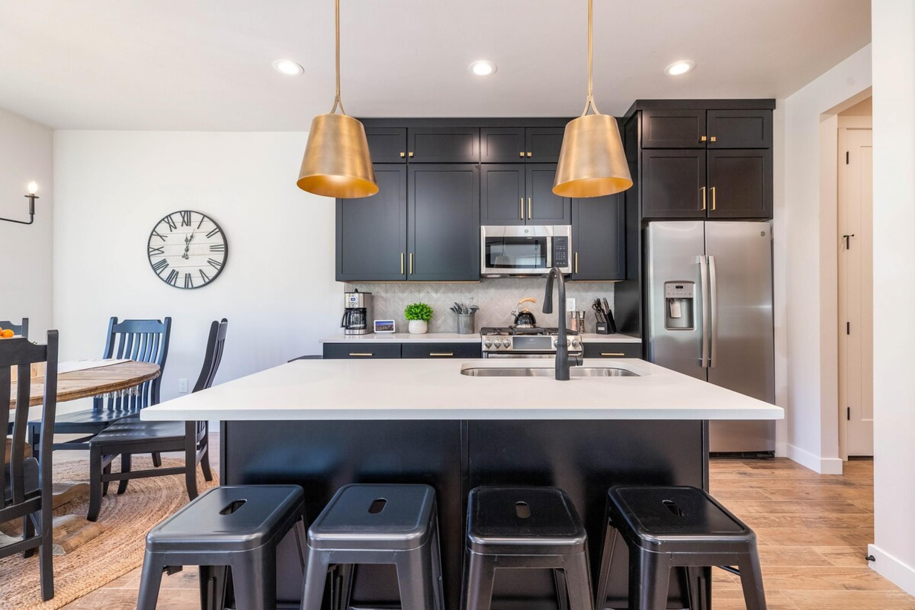 4 bedrooms