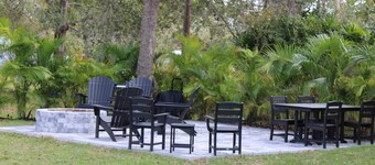 Peach Paradise-Enjoy a cozy retreat in the country!