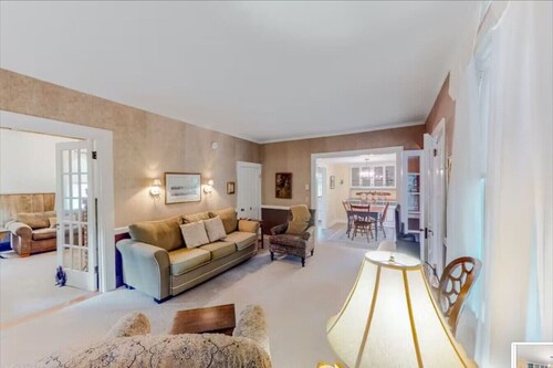 3BR- Walk or Bike to Acadia! [Carpenters Quarters]