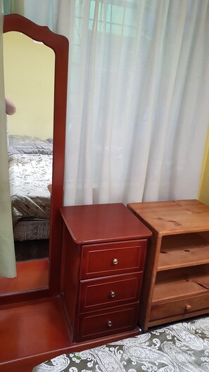 1 bedroom, iron/ironing board, WiFi, bed sheets - Mini Apartamento Amueblado Cerca de Todo con Total paz y Comodidad (Quito)