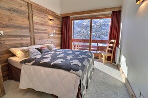 4 bedrooms, WiFi, bed sheets