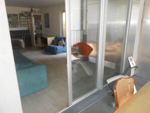 Interior - Appartement Parisien Avec Jardinet ; Nombreux Transports en Commun (Paris)