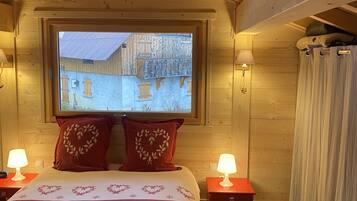 1 bedroom, iron/ironing board, WiFi