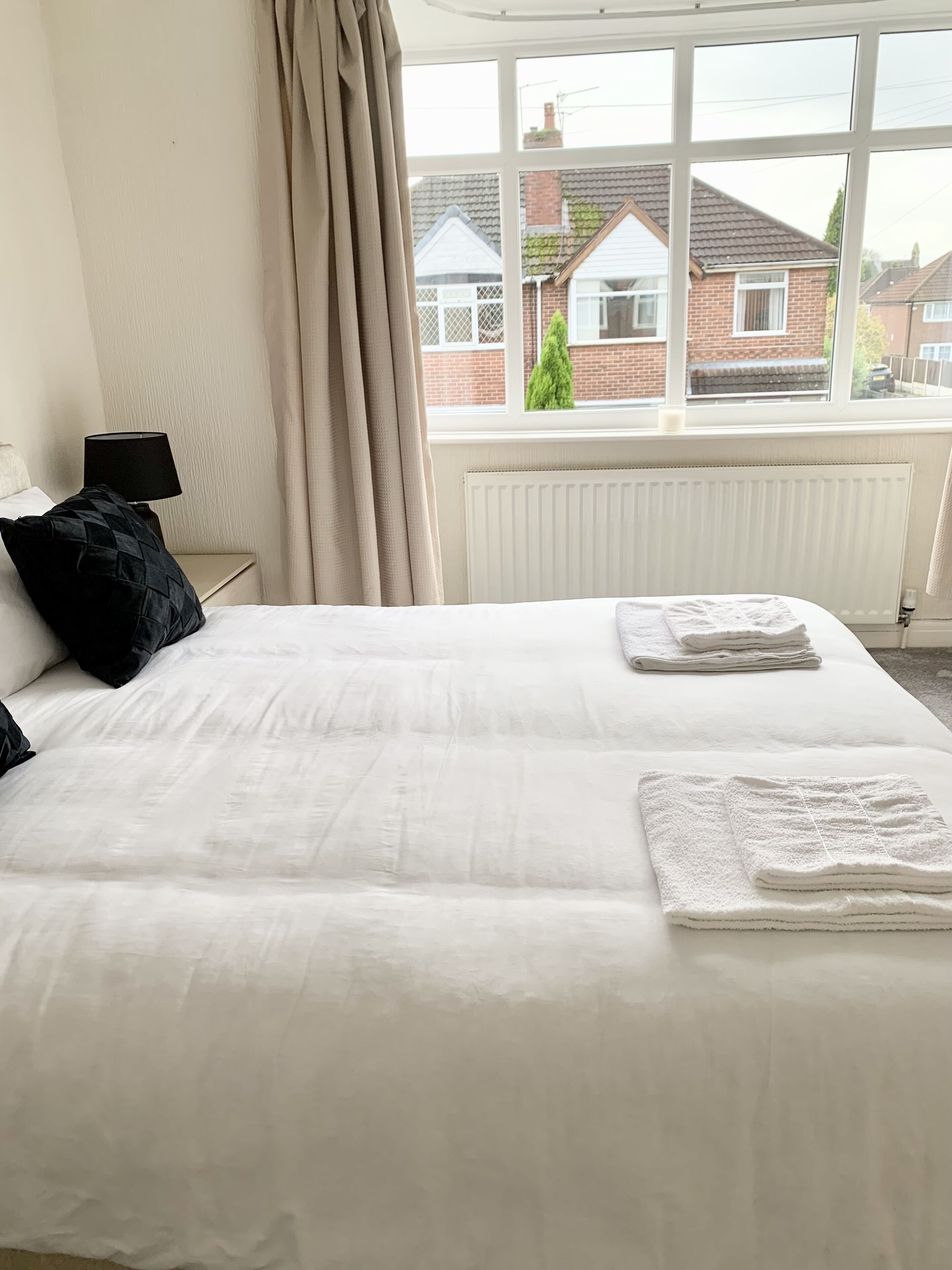 House | 3 bedrooms, iron/ironing board, WiFi (free), bed sheets
