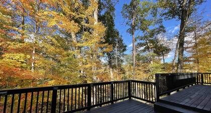 Rivah Retreat -River Front- Fishing -Hot tub