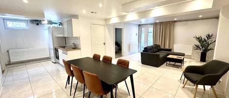 Family Suite | Living area