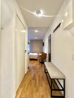 Sistema de insonorización, wifi gratis y ropa de cama 