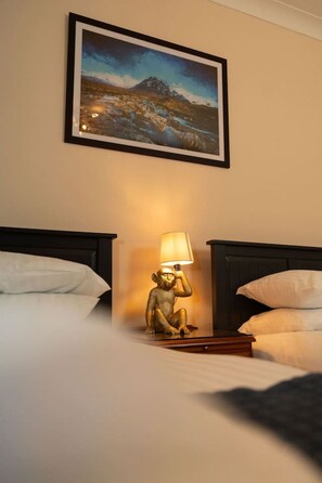 5 Schlafzimmer, Bügeleisen/Bügelbrett, WLAN, Bettwäsche