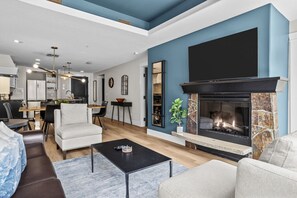 スマートテレビ、暖炉