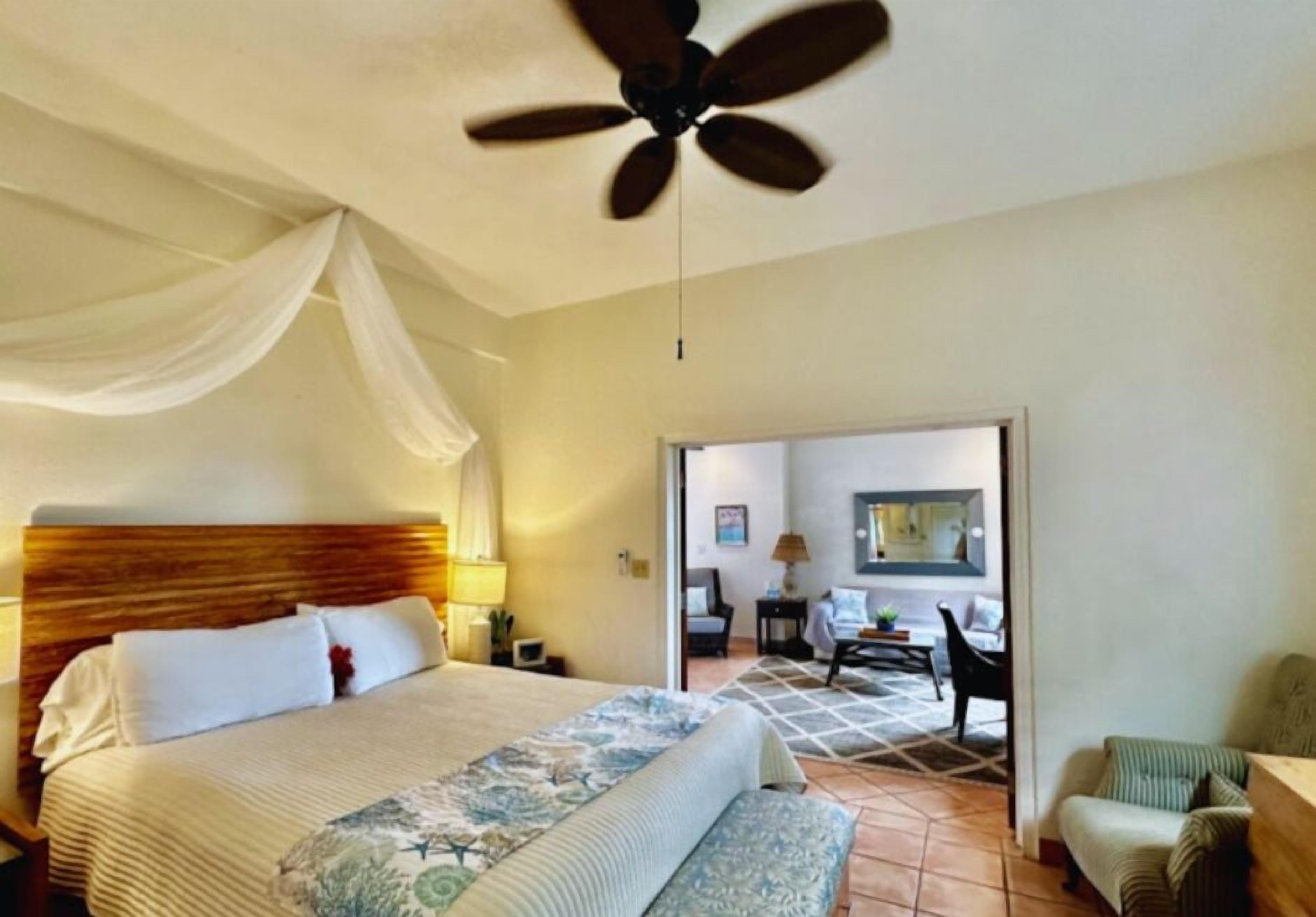 2 habitaciones, escritorio, wifi y ropa de cama 