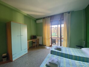 Dreibettzimmer