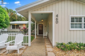 Terrace/patio - 4BR 3.5BA Juno Beach Pool Home (Juno Beach)