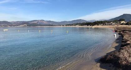 Grand T2, Centre Porticcio, 'tout à Pied', vue mer