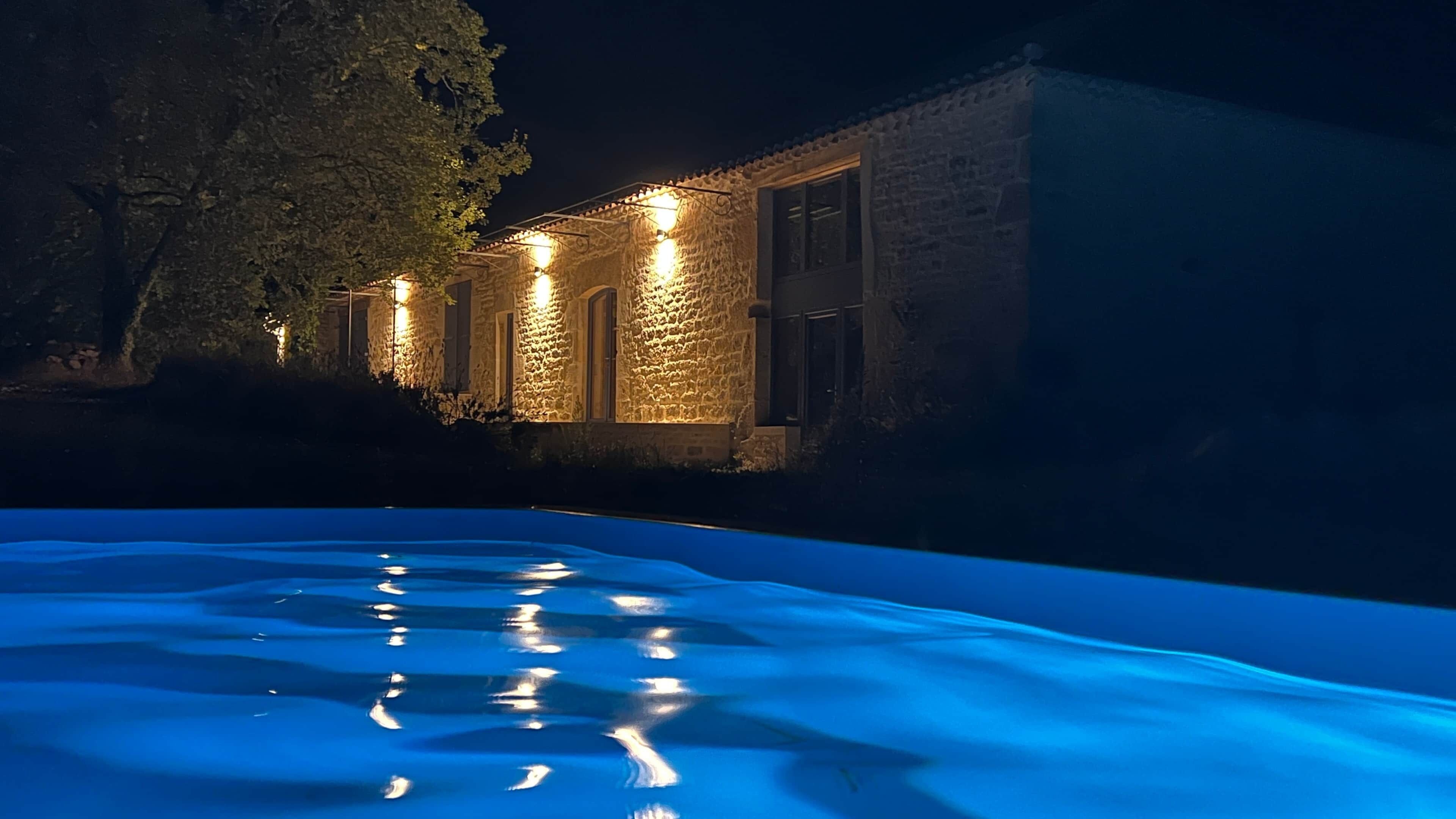 Piscina externa, piscina aquecida