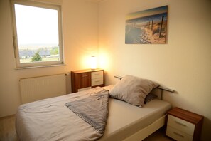 3 habitaciones, cuna de viaje, wifi gratis y ropa de cama 