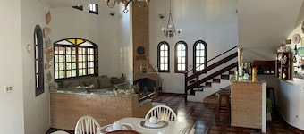 Casa Condomínio Fechado no Recanto da Lagoinha Perto da Praia
