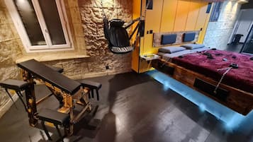 1 bedroom, free WiFi, bed sheets
