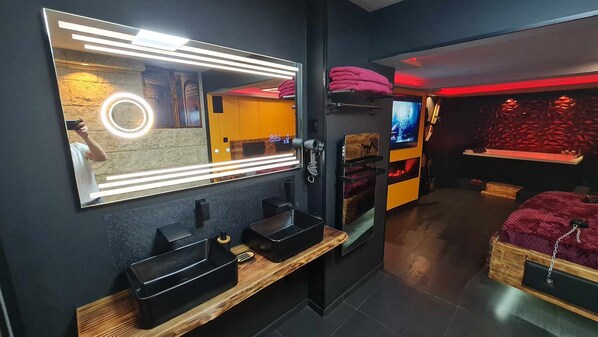 1 dormitori, wifi gratuïta i roba de llit