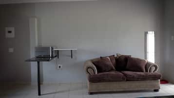 Basic Apartment | 1 bedroom, iron/ironing board