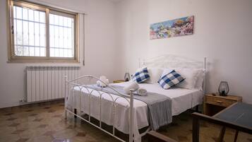 3 camere, Wi-Fi, lenzuola