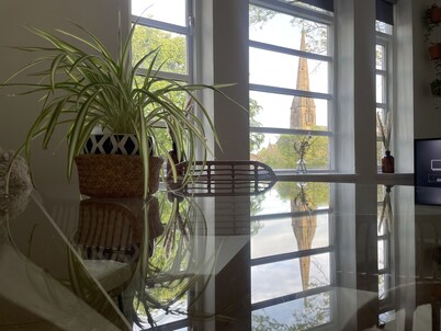 Linnet House - Relaxing - Leafy - Bright 2Bed Apt