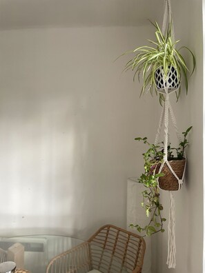 Interior - Linnet House - Relaxing - Leafy - Bright 2Bed Apt (Liverpool)