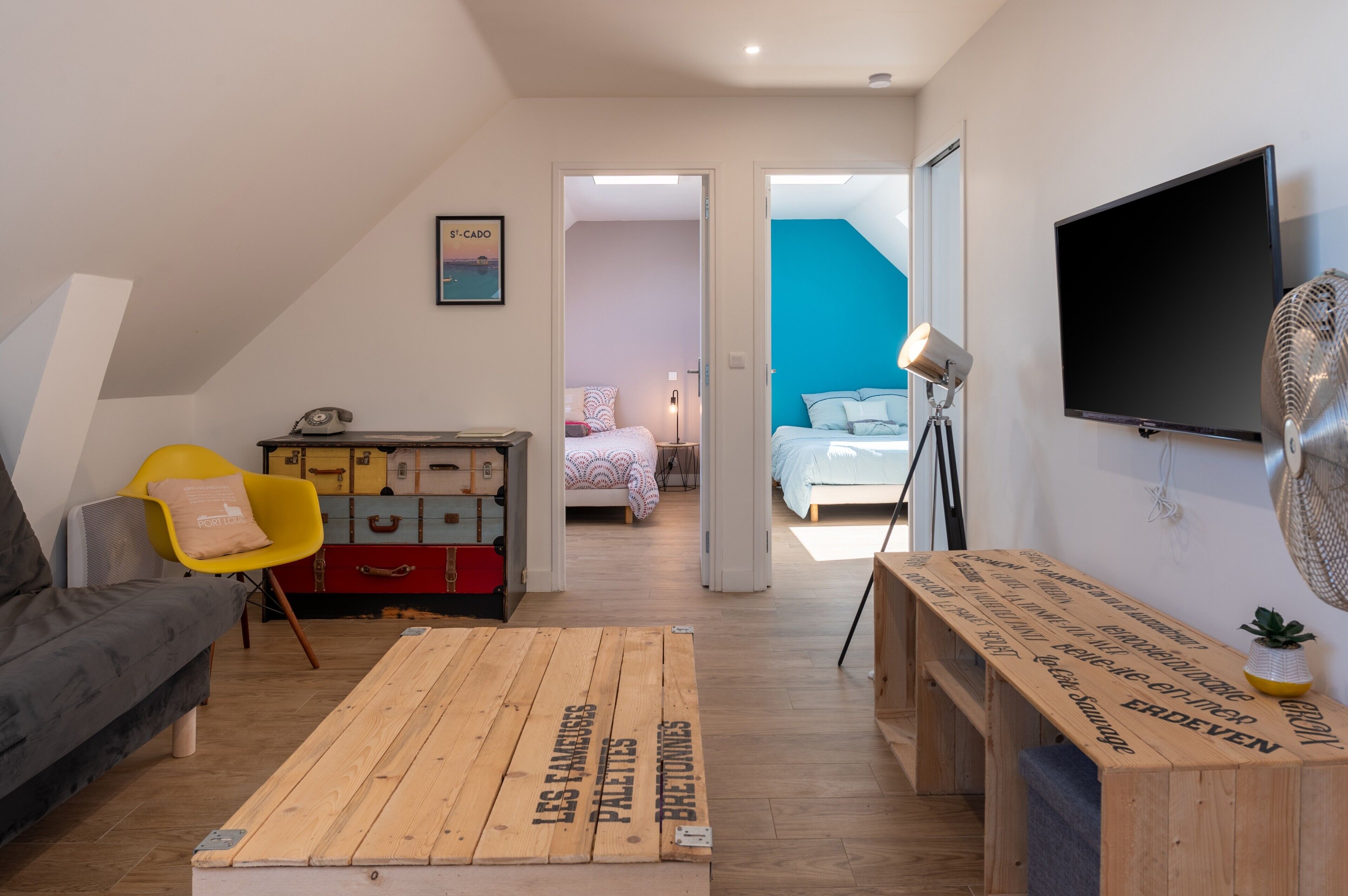 2 habitaciones, tabla de planchar con plancha y wifi gratis 